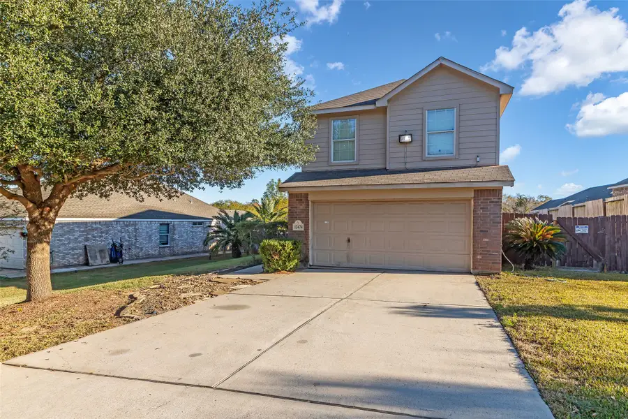 12474 Hackberry Drive, Willis, TX 77318 - Image #2