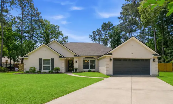 14 E Forest Court, Conroe, TX 77384