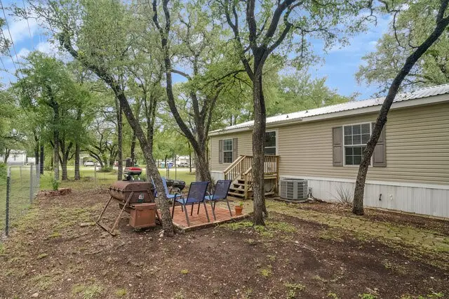 302 N Buffalo Avenue, Cedar Park, TX 78613 - #3