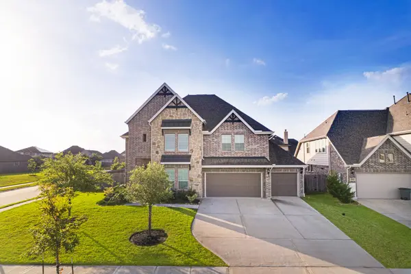 702 Westwood Drive, League City, TX 77573