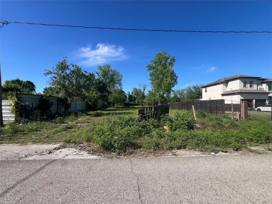 780 W Rittenhouse Road, Houston, TX 77091 - #2