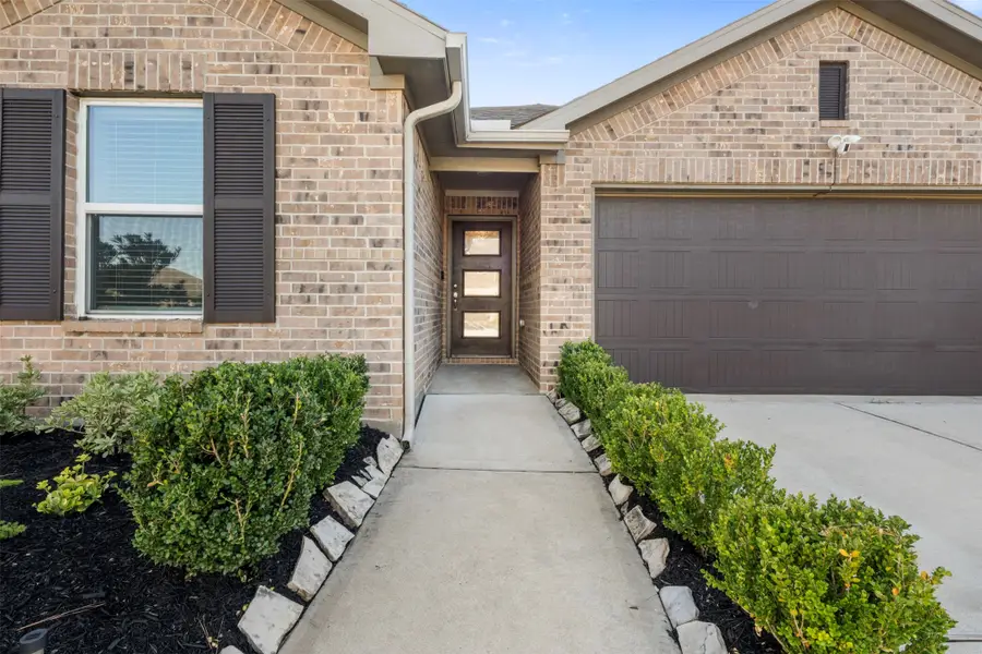 1992 Shim Ball Way, Pearland, TX 77089 - Image #2