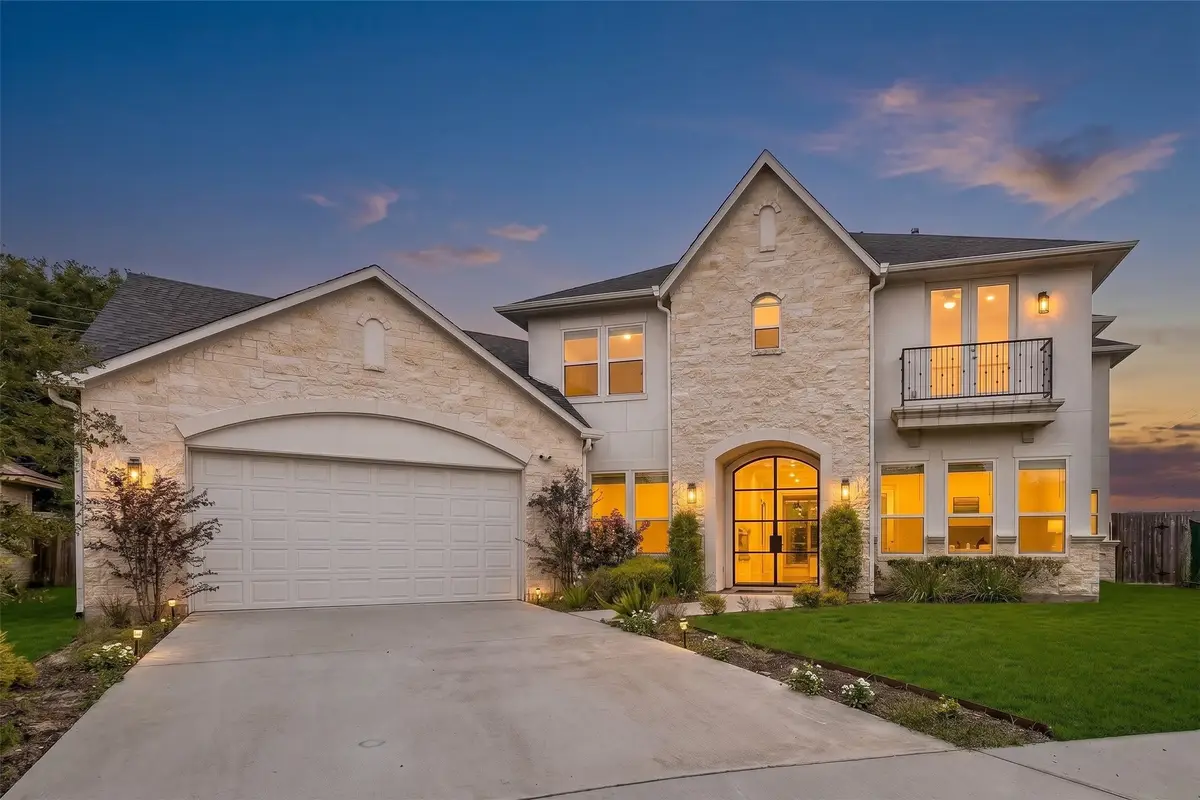 8002 N Circle Drive, Houston, TX 77071 - #1