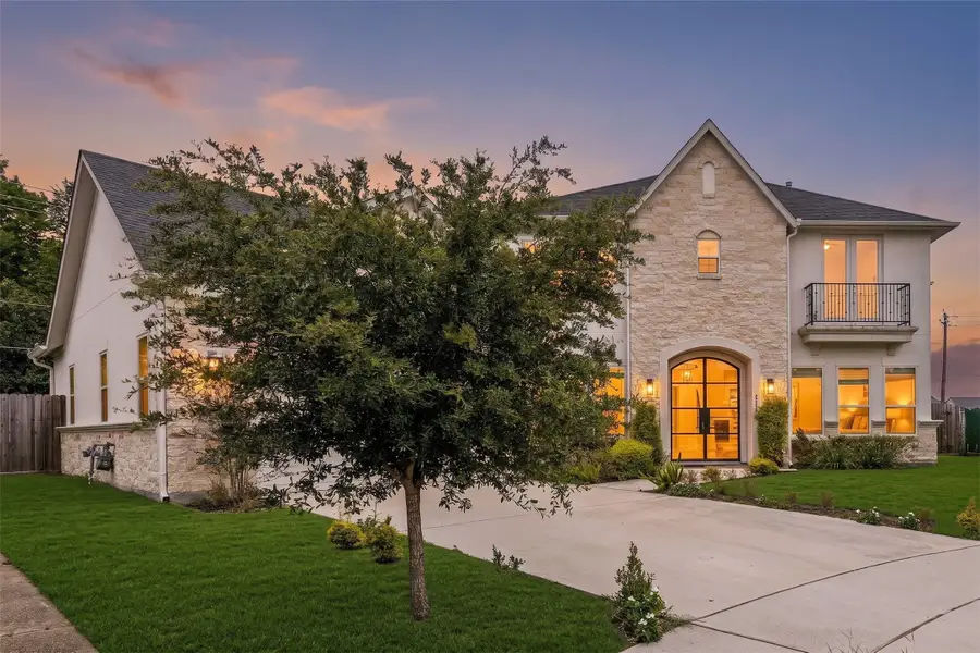 8002 N Circle Drive, Houston, TX 77071 - #3