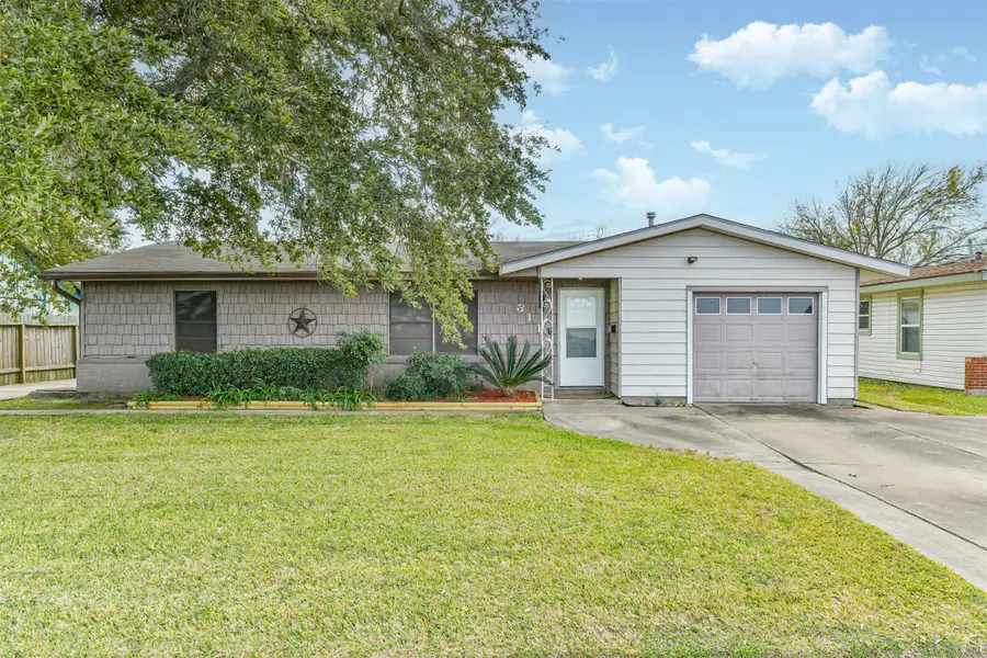 311 25th Avenue N, Texas City, TX 77590 - Image #3