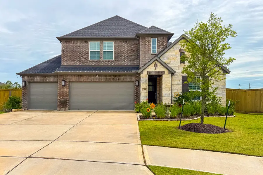1206 Raburn Run Lane, Tomball, TX 77375 - Image #2
