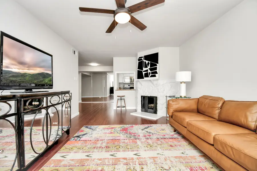 4641 Wild Indigo Street #450, Houston, TX 77027 - Image #3