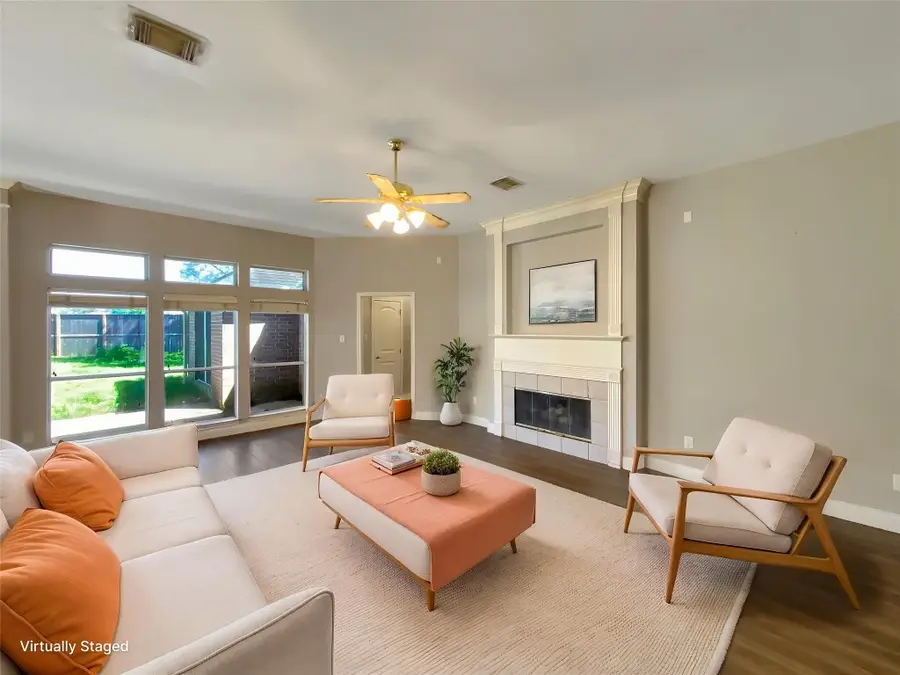 109 Smokey Lake Lane, Dickinson, TX 77539 - #2