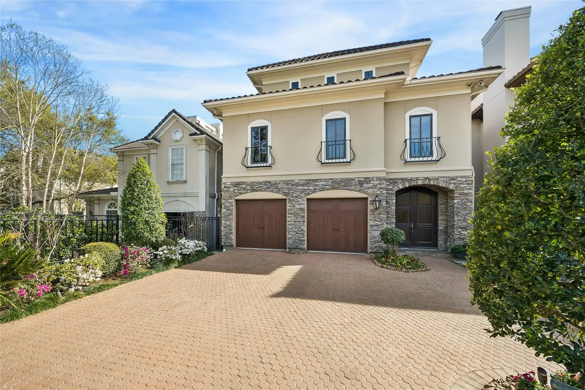 52 Briar Hollow Lane #E, Houston, TX 77027 - #1