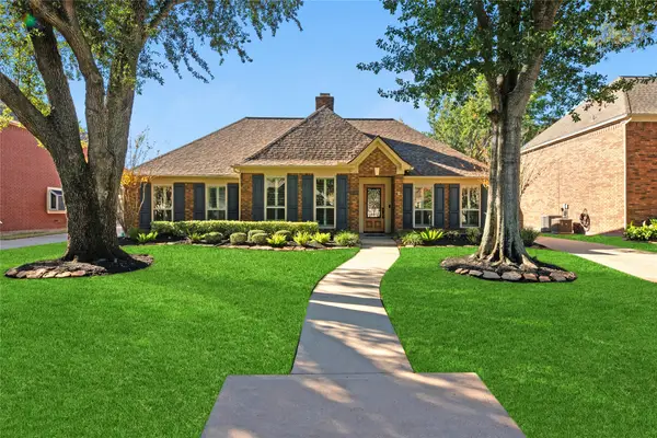 15823 Echo Lodge Drive, Houston, TX 77095