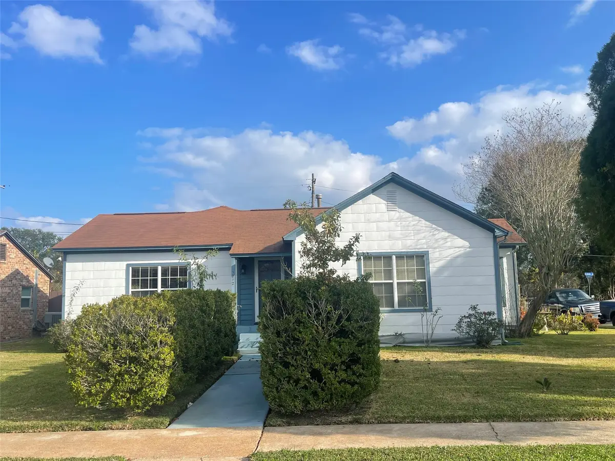 1212 Layton Drive, Baytown, TX 77520 - Image #1