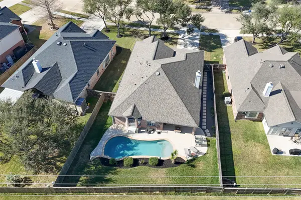 113 Raven Knoll Court, League City, TX 77573