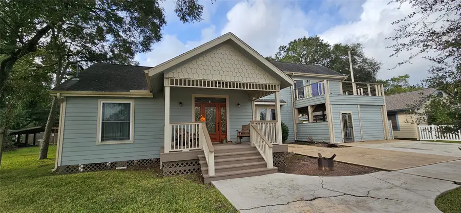 409 Perkins Avenue, League City, TX 77573 - #2