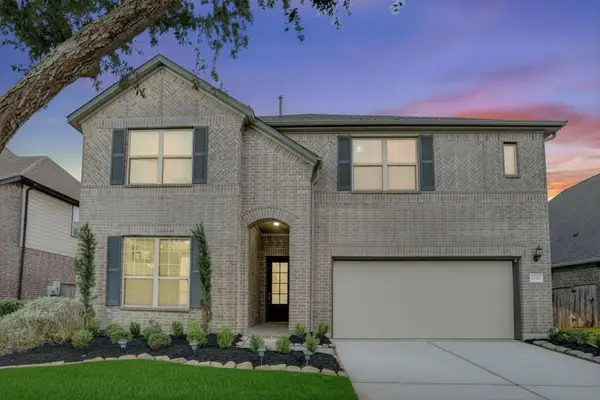 3535 Manor View Court, Pearland, TX 77584