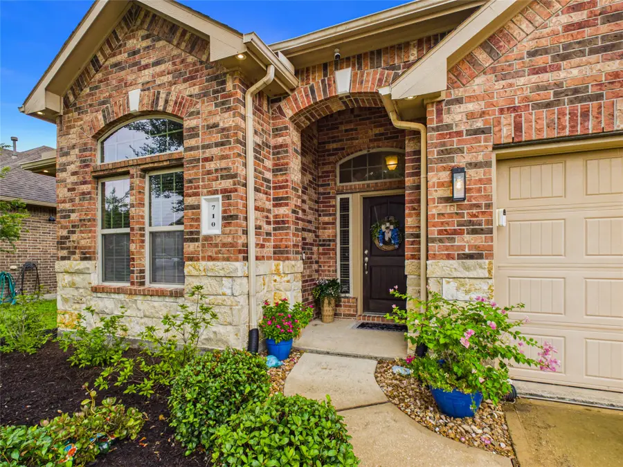 710 Fairway Drive, La Porte, TX 77571 - #2