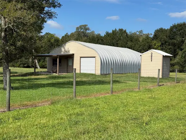 2988 County Road 5, West Columbia, TX 77486