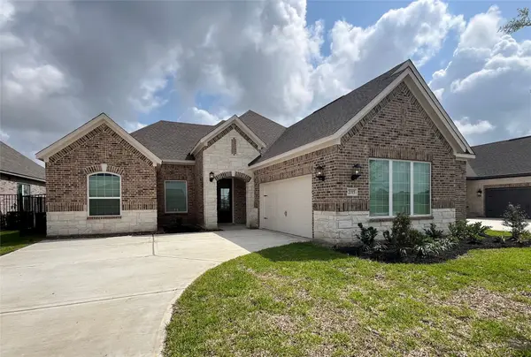 2015 Tioga View Drive, Rosharon, TX 77583