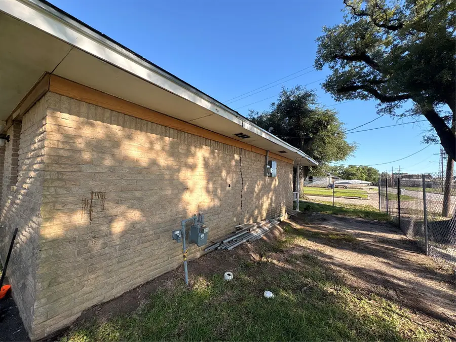 1390 North Street, Beaumont, TX 77701 - #3