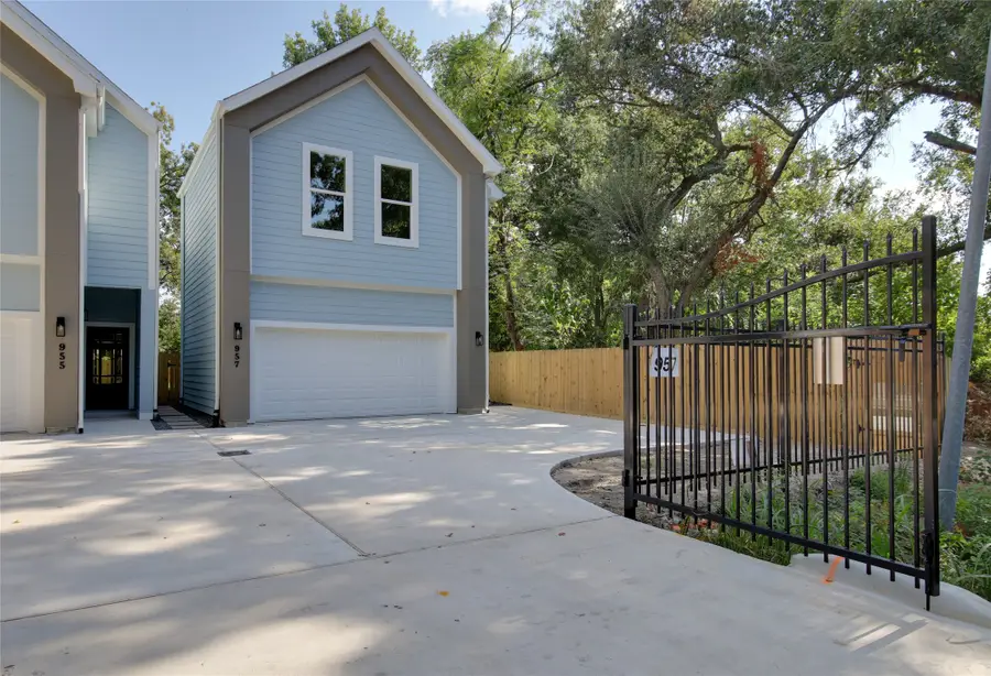 957 Ringold Street, Houston, TX 77088 - #3