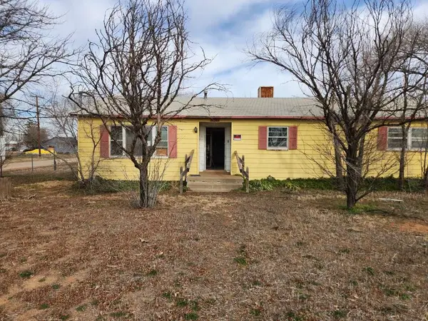 701 E Purdue Street, Lubbock, TX 79403