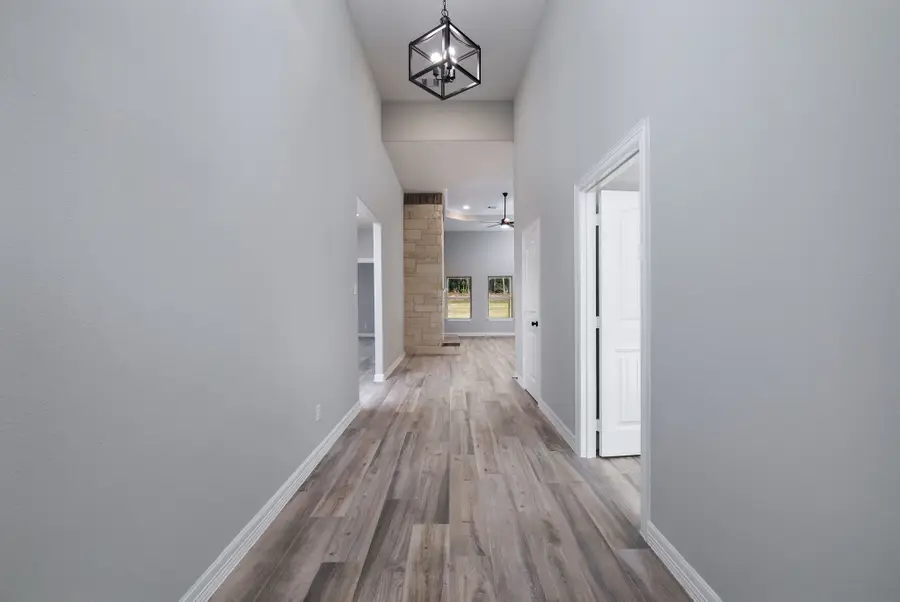 364 Dahlia Road, Huntsville, TX 77320 - Image #3