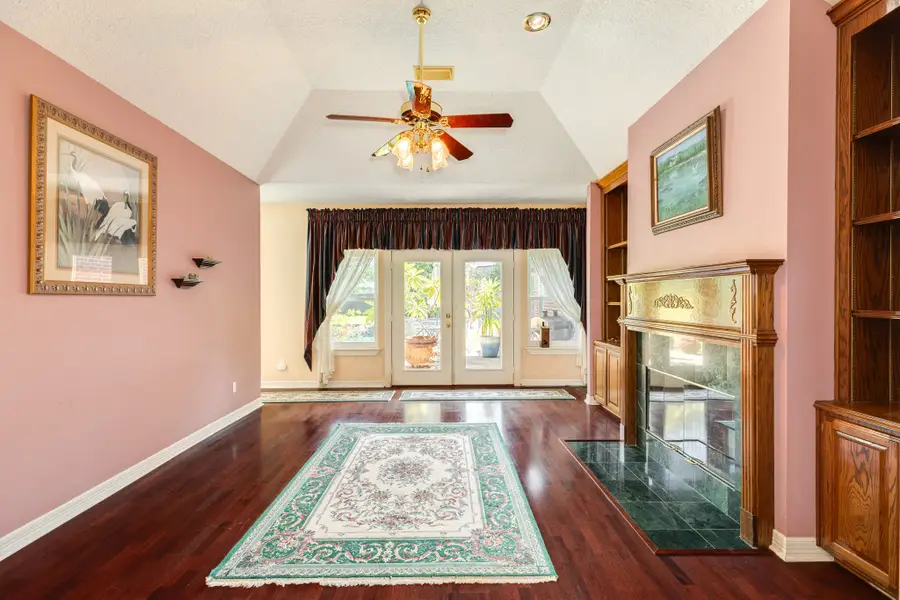 55 Mandevilla Court, Lake Jackson, TX 77566 - Image #3