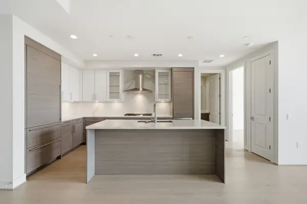 2047 Westcreek Lane #507, Houston, TX 77027