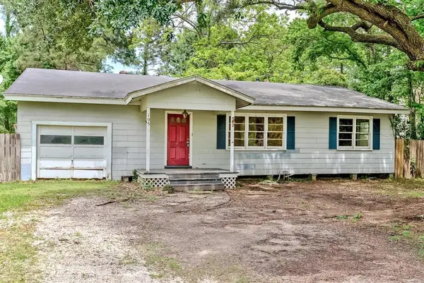 195 E Chance Road, Lumberton, TX 77657
