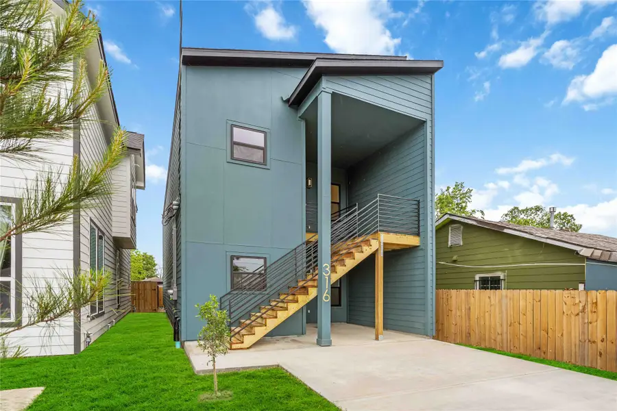 316 Clearwater Street, Houston, TX 77029 - #2