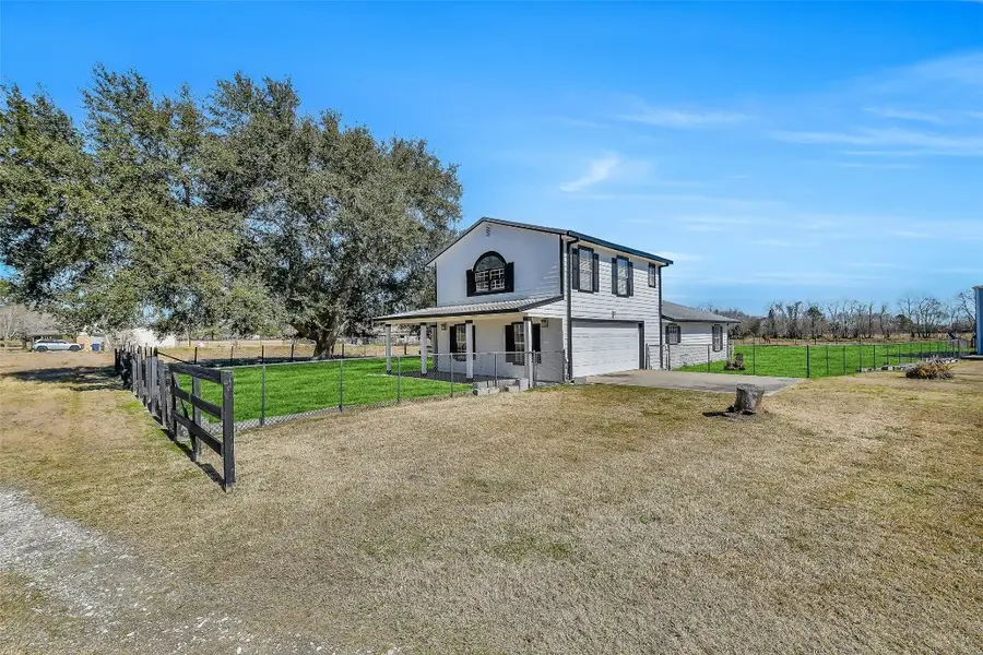 1902 Fm 563, Anahuac, TX 77514 - #3