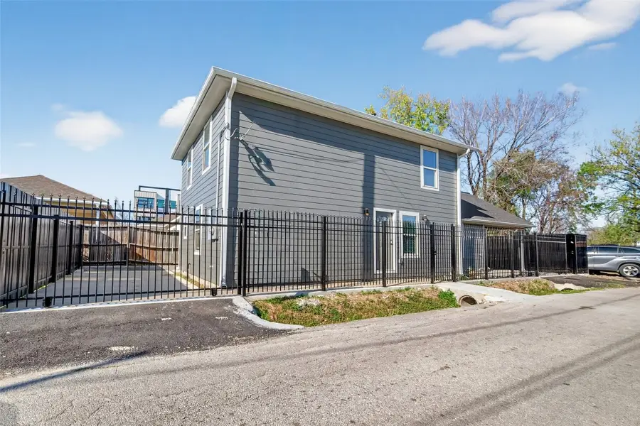 3107 Martha Street, Houston, TX 77026 - #3