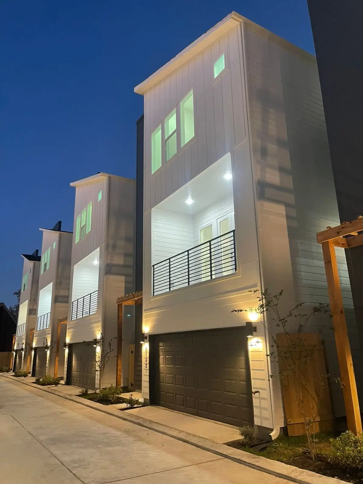 812 Elkhart Street #E, Houston, TX 77091 - #1