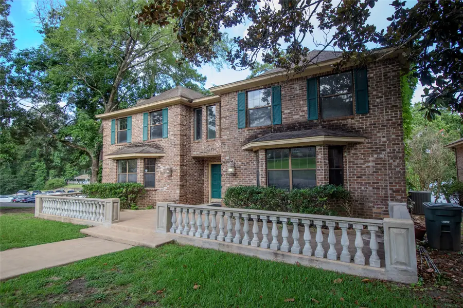 1630 Green Briar Drive, Huntsville, TX 77340 - #2