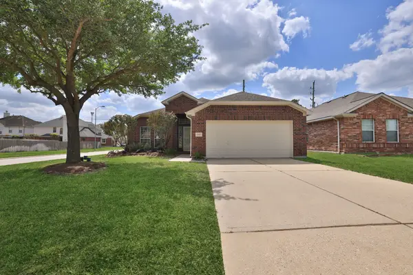 17803 Memorial Falls Drive, Tomball, TX 77375