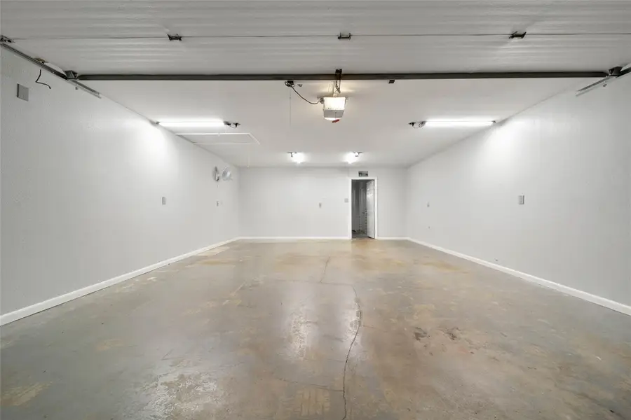 734 Lake View Drive, Montgomery, TX 77356 - #3