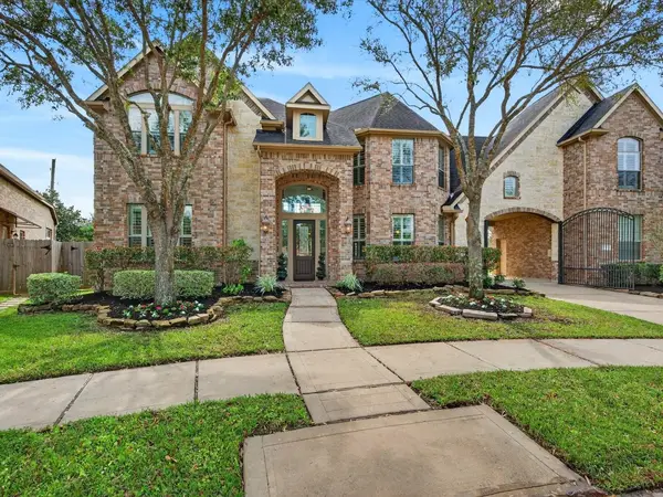 5330 Briarwick Meadow Lane, Sugar Land, TX 77479