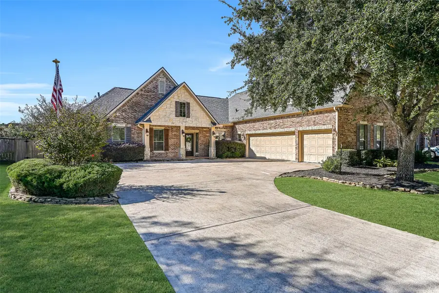 612 Northfield Drive, Friendswood, TX 77546 - Image #2