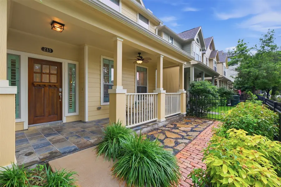 233 W 26th Street, Houston, TX 77008 - #2