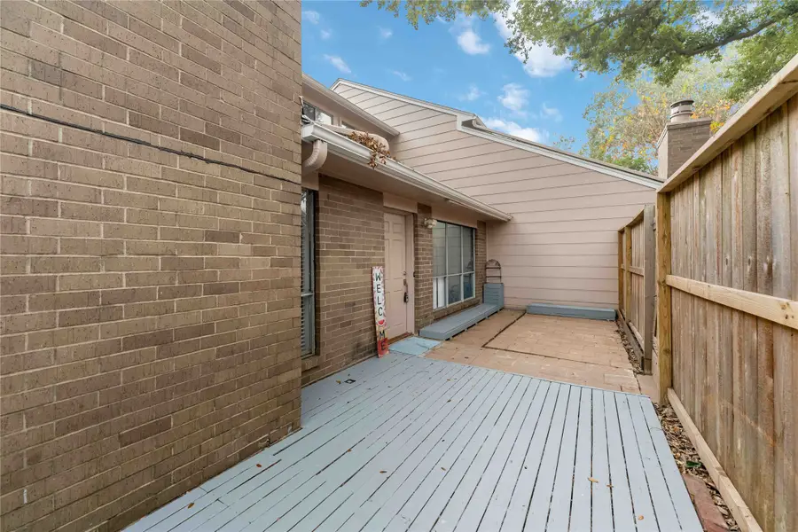 13911 Hollowgreen Drive, Houston, TX 77082 - #2