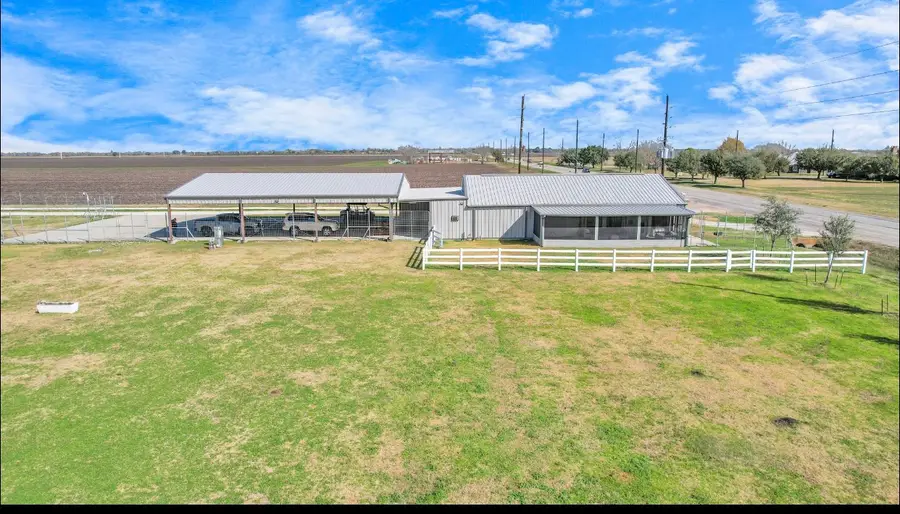6111 Jacks Alley, Wallis, TX 77485 - #2