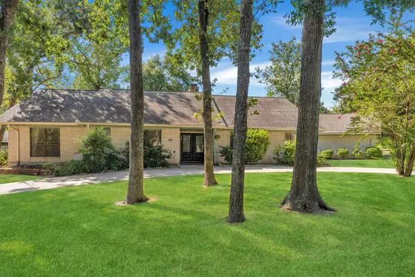 59 El Dorado Street, Panorama Village, TX 77304
