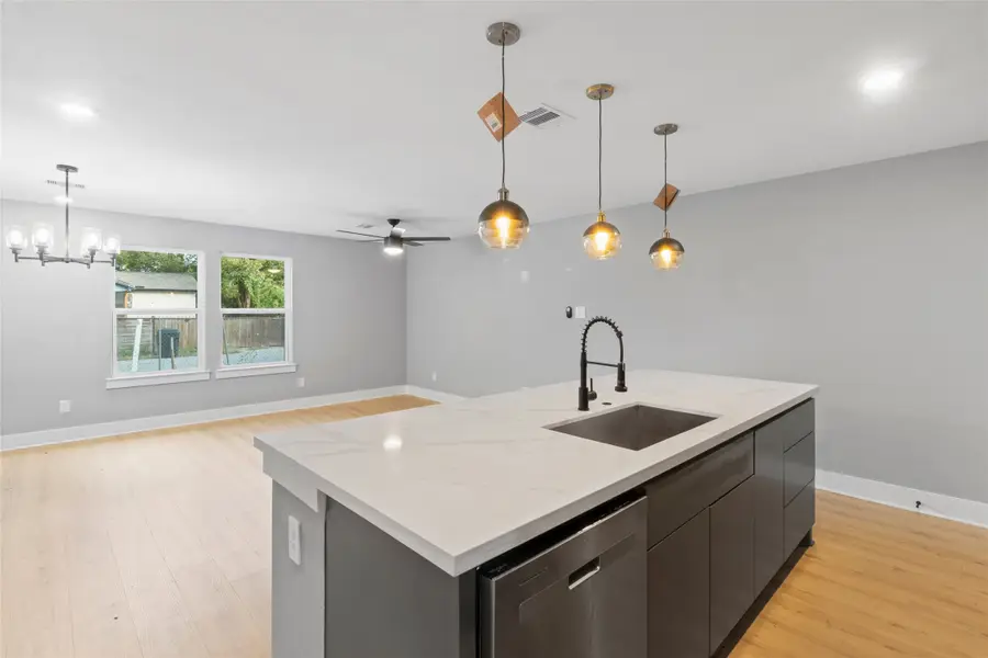 4034 Wylie Street, Houston, TX 77026 - Image #2