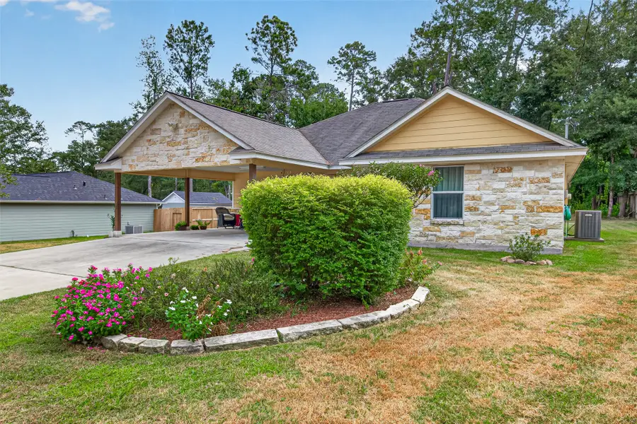 10910 Royal Magnolia Drive, Conroe, TX 77303 - #2