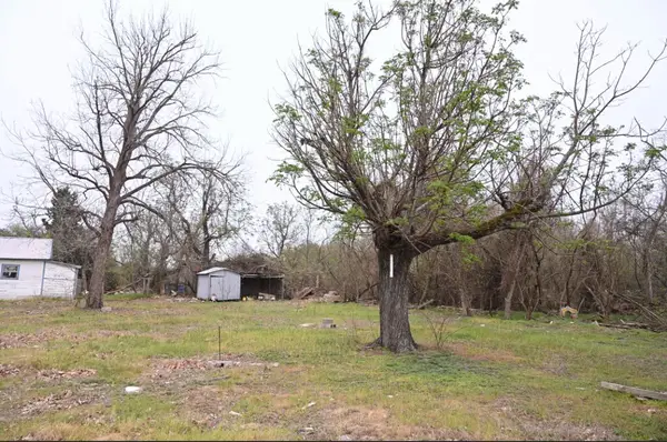 438 Low Wood Road, Somerville, TX 77879