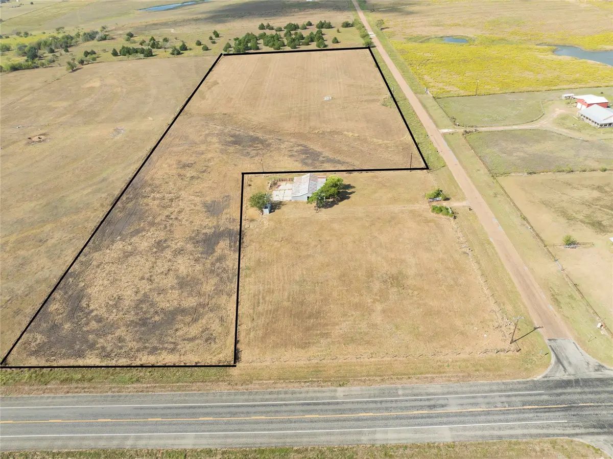 225 Knape Road, La Grange, TX 78945 - Image #1