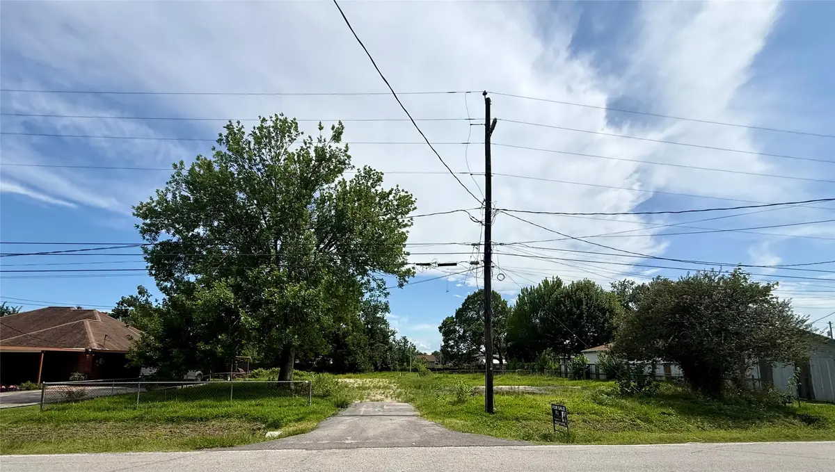 218 E Saint Charles Drive, Crosby, TX 77532 - #1