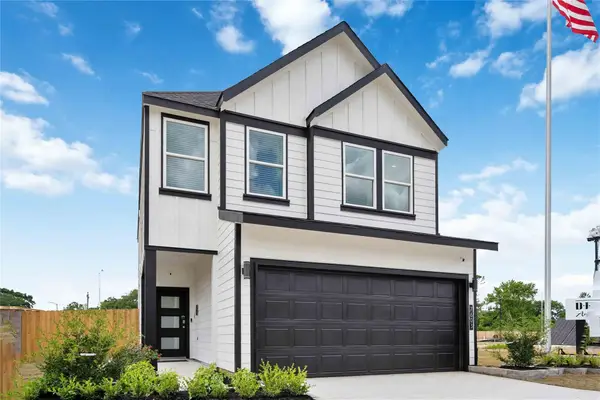 7720 Inwood Grove Lane, Houston, TX 77088