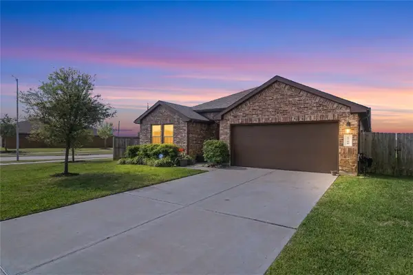 6706 Twin Oaks Lane, Rosenberg, TX 77469