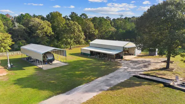 40 Olson Road, New Waverly, TX 77358