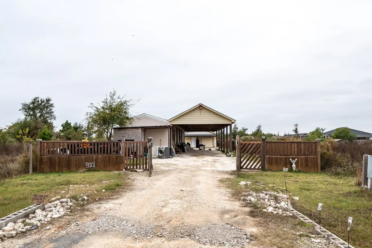 905 Road 5500, Cleveland, TX 77327 - Image #1